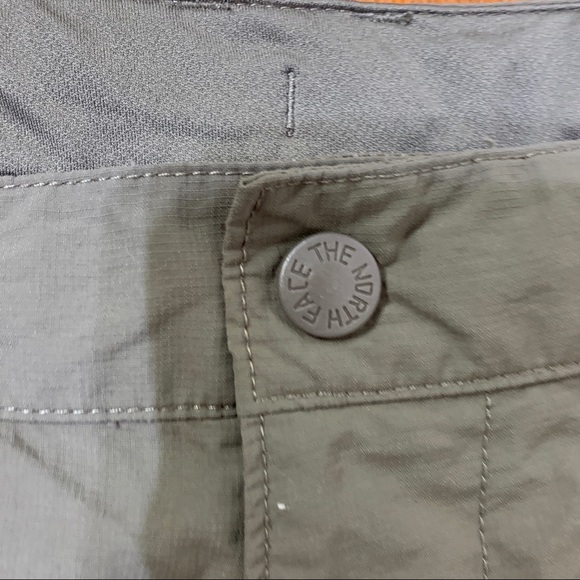 THE NORTH FACE men’s shorts size 36 military green - Picture 4 of 7